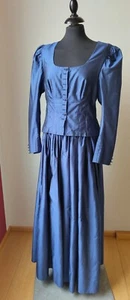 Zweiteiler Dirndl langärmeliges Mieder mit Rock Blau Seide maßgeschneidert Fotos - Bild 1 von 14