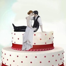 Resin Wedding Cake Topper Figure Bride & Groom Couple Bridal Romantic Decor