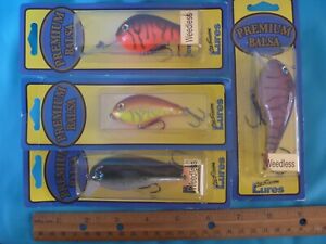 H - lot of 4 _ Lee Sisson balsa crankbait lures _ 3 are weedless _ NOS