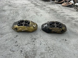 13-18 BMW F10 M5 F13 F06 M6 4 Piston Front Calipers - Picture 1 of 4