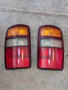 2000-06 Tahoe, Suburban, Yukon, Yukon XL OEM - Factory Taillights LH And RH - Picture 1 of 10
