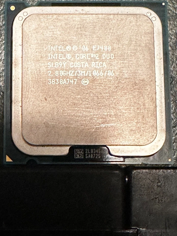 Intel Core 2 Duo E7400 - 2,8 GHz 2 (AT80571PH0723M) Prozessor - Bild 1 von 1