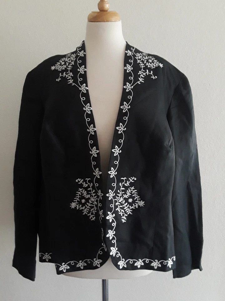 Chaqueta bordada negra para mujer Coldwater Creek talla W22 Foto 1 de 4