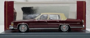 Cadillac Fleetwood Brougham 1982 Red  1:43 Neo American Excellence Models  (16) - Picture 1 of 20