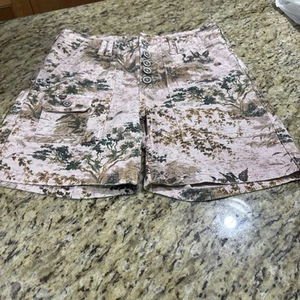 Anthropologie Pocket Shorts Womens 26 The Wanderer Tree /forest Design Casual - Picture 1 of 12