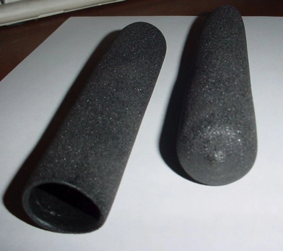 2 pcs - Rubber Handle Grips for 1-1/2" OD Bar/Pipe - Choose a length (2" to 15") - Image 1 of 1