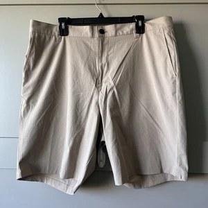 Banana Republic Motion Tech Hybrid Short Men 40 Tan Lightweight Performance Golf - Picture 1 of 11