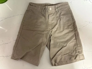 Vineyard Vines Boys Khaki Shorts Size 8 - Picture 1 of 3