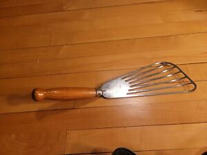Vintage  A&J Spatula Batter Beater Curved to Fit Bowl Wood Handle usa
