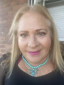 HEIDI DAUS SWEET BLUE CRYSTAL BUTTERFLY& 2” DROP LOVELY EARRINGS🦋 - Picture 1 of 7
