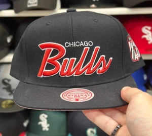 Mitchell & Chicago Bulls Script Snapback ajuste original - Imagen 1 de 4