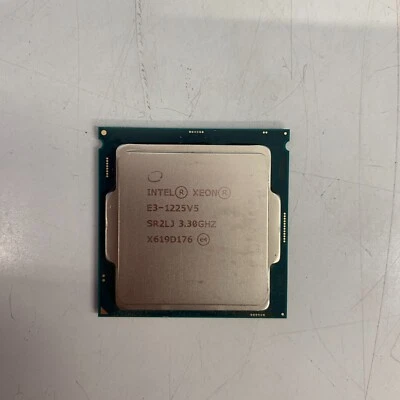 Intel Xeon E3-1225V5 @ 3.3GHz @ 3.7GHz Turbo, SR2LJ, 8MB Cache, 8 GT/S, 4 Cores - Image 1 of 2