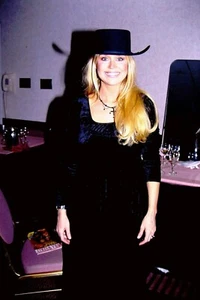 Catherine Hickland, GHOST TOWN, ROBOWAR 35mm SLIDE   - Picture 1 of 1