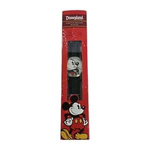 New Disney Mickey Mouse Big Face Limited Release Watch New Battery - Picture 1 of 2