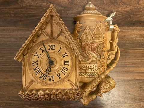 Vintage Ceramic German Beer Stein Pipe House Brown Wall Clock Oktoberfest Cover