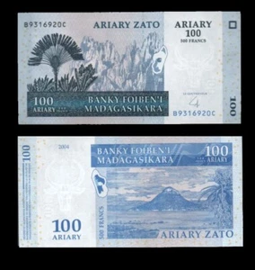 Madagascar 100 Ariary 2004 P86b UNC - Picture 1 of 1