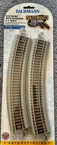 Bachmann E-Z Track -HO- Auto Reversing 18" Radius Curved Track- 4 Pack- 44549 - Picture 1 of 1