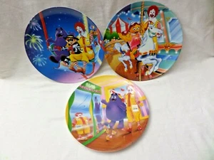1993 Vintage McDonald's Plastic Kids Plates Set of 3 ( Carnival Theme ) - Picture 1 of 5