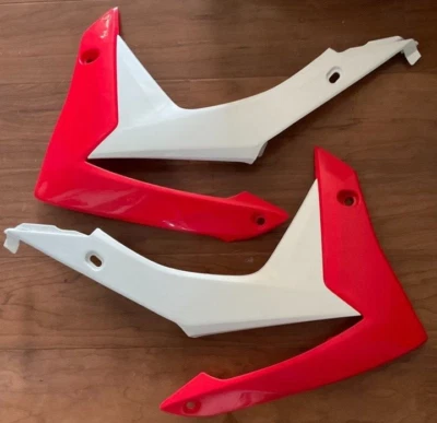 Cubierta lateral de plástico para radiador Honda CRF250R CRF 250R 2014-2017 2016 Foto 1 de 3