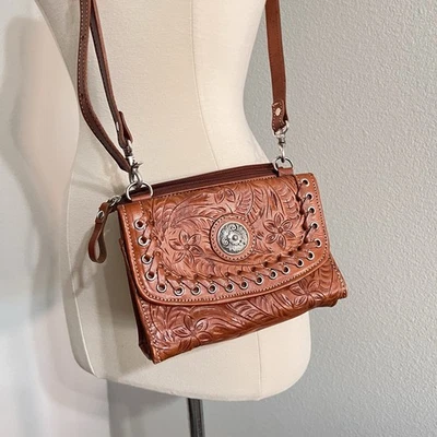 American West Harvest Moon Leather Small Crossbody Bag/Wallet  Natural Tan - Image 1 of 4