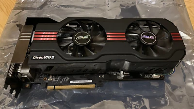 [Refurbished] ASUS GTX680 DirectCU II OC 2GB GDDR5 PCI-E Graphics Card - Image 1 of 4