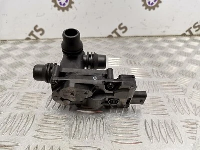 Mercedes-Benz C Class Radiator Coolant Changeover Valve 2014-21 W205 A0005061300 - Image 1 of 4