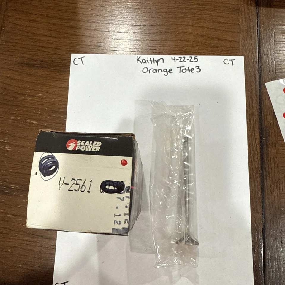 Válvula de admisión sellada Power V2561 (se vende individualmente) Foto 1 de 3