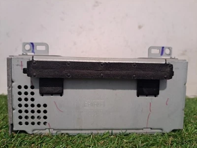 AUTORADIO PER FORD TRANSIT Custom Kombi F1BT18C815HH USR6 (12>) - Immagine 1 di 4