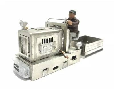 0n18 Scale PH Gasoline Mechanical Locomotive/Open Wagon Kit On18/O9 Narrow Gauge - Image 1 of 4