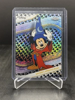 2025 Topps Chrome Disney Sorcerer's Apprentice Mickey Black & White 057/101 #190 - Image 1 of 4