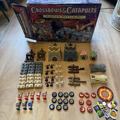 TOMY 1983 The Original Crossbows and Catapults Master Battle Set Incomplete Rare - Image 1 of 4