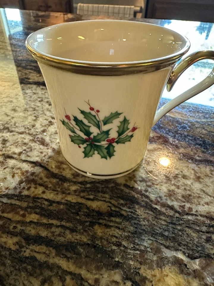 Lenox Holiday Mug - Holly and Berries - 3 1/2"