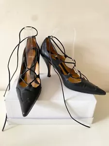 DESIGNER PACO GIL BLACK LEATHER POINTED TOE LACE UP HEELS SIZE 5.5 /38.5 - Picture 1 of 9