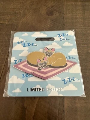 Заколка для сна 2019 Disney D23 Expo WDI MOG Lady and Tramp Si and Am Cat LE 300 - Изображение 1 из 2