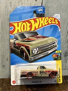 HOT WHEELS 67 CHEVY C10 1:64 HW ART CARS 2/10 - Bild 1 von 11