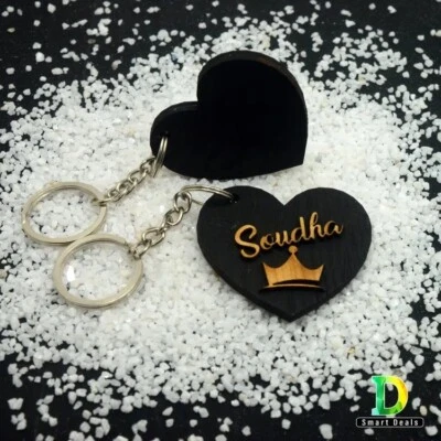 Llavero personalizado con nombre en forma de corazón etiquetas clave deseos del rey llavero personalizado Foto 1 de 3