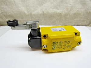 Sick i110-RA313 Safety Switch Roller Lever 6025107 - Picture 1 of 5