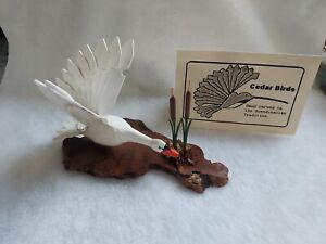 Vintage Northern White Cedar Bird Carving Whte Canadian Goose w/cattails