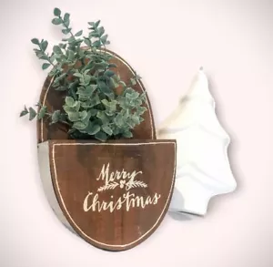Wall Pocket Rustic Christmas Decor Primitives By Kathy Wood Metal Holiday FLAW - Picture 1 of 9