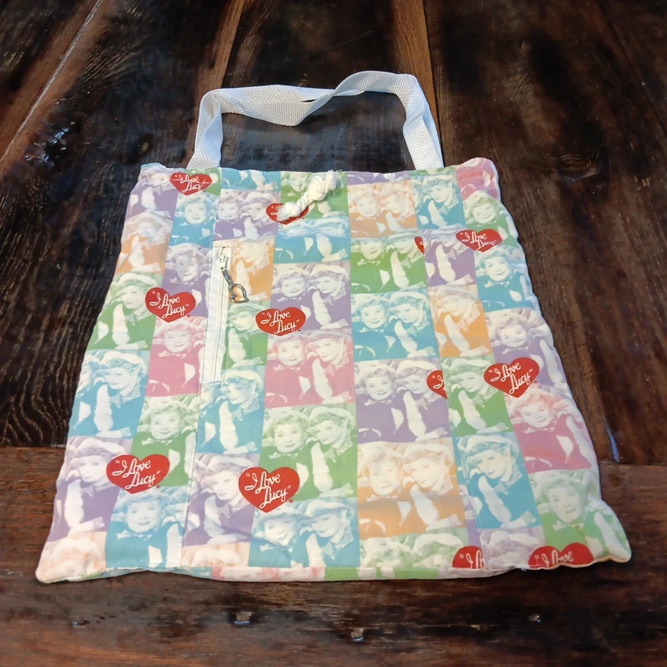 I LOVE LUCY DRAWSTRING BAG WITH 2 INSIDE POCKETS AND SIDE ZIPPER. - Image 1 of 4