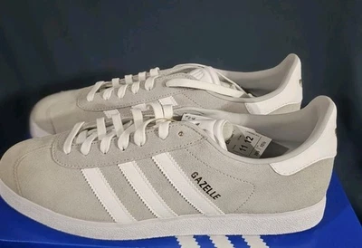 Adidas Gazelle Zapatos de Golf Sin Tacos Gris Blanco IH2270 Hombres Talla 11 Nuevos Con Caja Foto 1 de 4