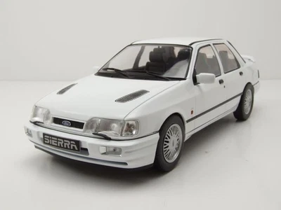 Ford Sierra Cosworth 4X4 1992 Bianco Modellino 1:18 MCG - Immagine 1 di 4
