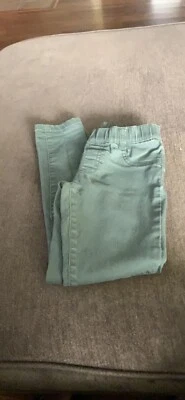 Pantalones de cintura ajustable Crazy 8 talla 8 verdes para niñas Foto 1 de 3