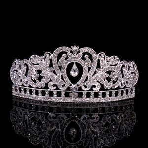Mini diadema corona tiara corazón blanco niñas niños boda graduación - Imagen 1 de 4
