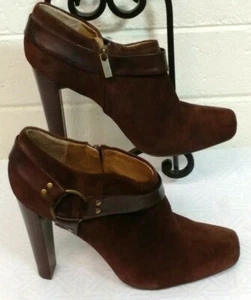 Women JESSICA SIMPSON ANKLE BOOTIE SUEDE BOOTS Size 10B/40"Kianna" Brown Leather - Picture 1 of 12