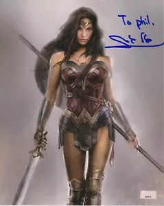 Gal Gadot ‘Wonder Woman’ Diana Prince Autographed 8x10 photo CA CoA & Sign. Det. - Picture 1 of 2