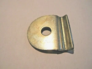 FIAT 131 125 132 242 1500 CABRIOLET 1100D  EXHAUST HANGER WASHER  BRACKET - Picture 1 of 1