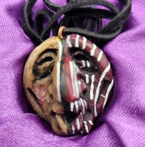 Collana girocollo con ciondolo artista Rick J Rowley con cavo in pelle 9" 2003 "vento" - Foto 1 di 5