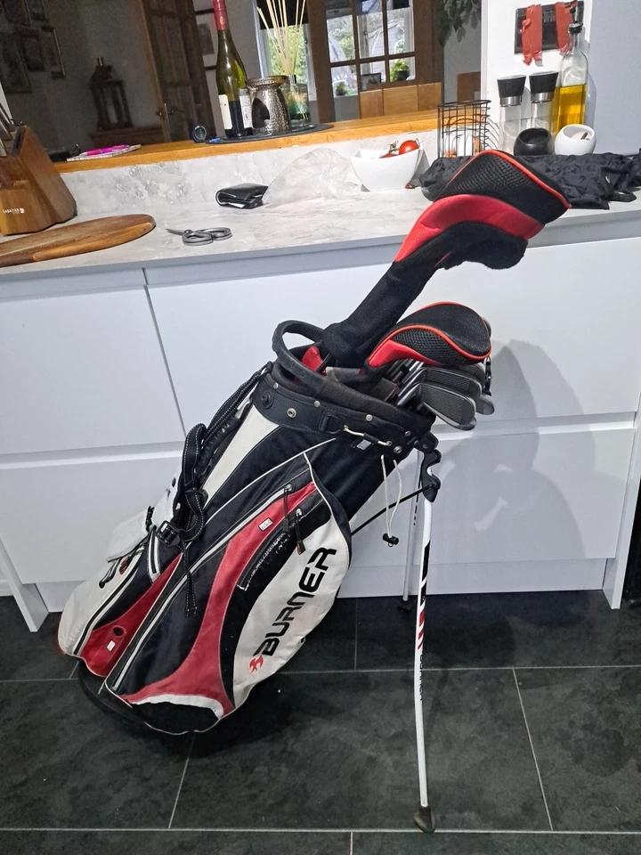 FULL SET OF MENS YONEX SUPER ADX 200 PPS GRAPHITE GOLF CLUBS, RIGHT HANDED - Image 1 of 4