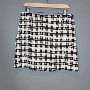 BNWT NEW MISS SELFRIDGE 12 MINI SKIRT BLACK WHITE CHECK BOUCLE MONO B67 - Picture 1 of 10
